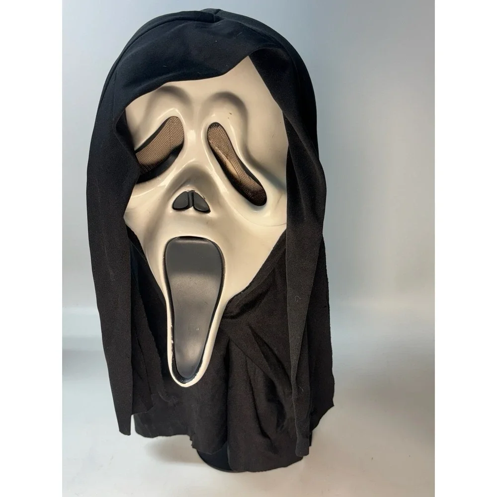 Rare 2016 Tagged Scream 4 Ghost Face Mask Non Glow Easter Unlimited Funworld